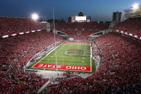 开云体育官方网站-赛道与绿茵场的双重奏，久保建英的F1征途与埃及足球的崛起