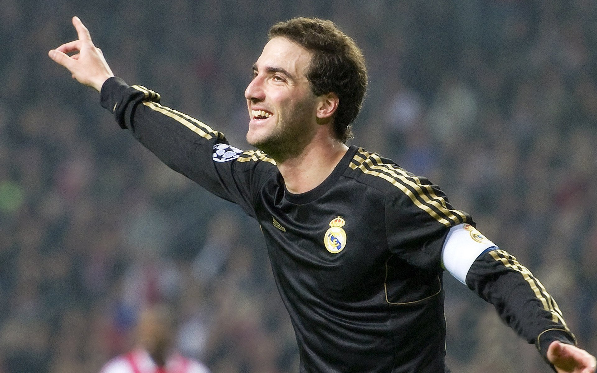 挪威正面击溃芬兰,卡马文加关键制胜,北欧足球格局生变