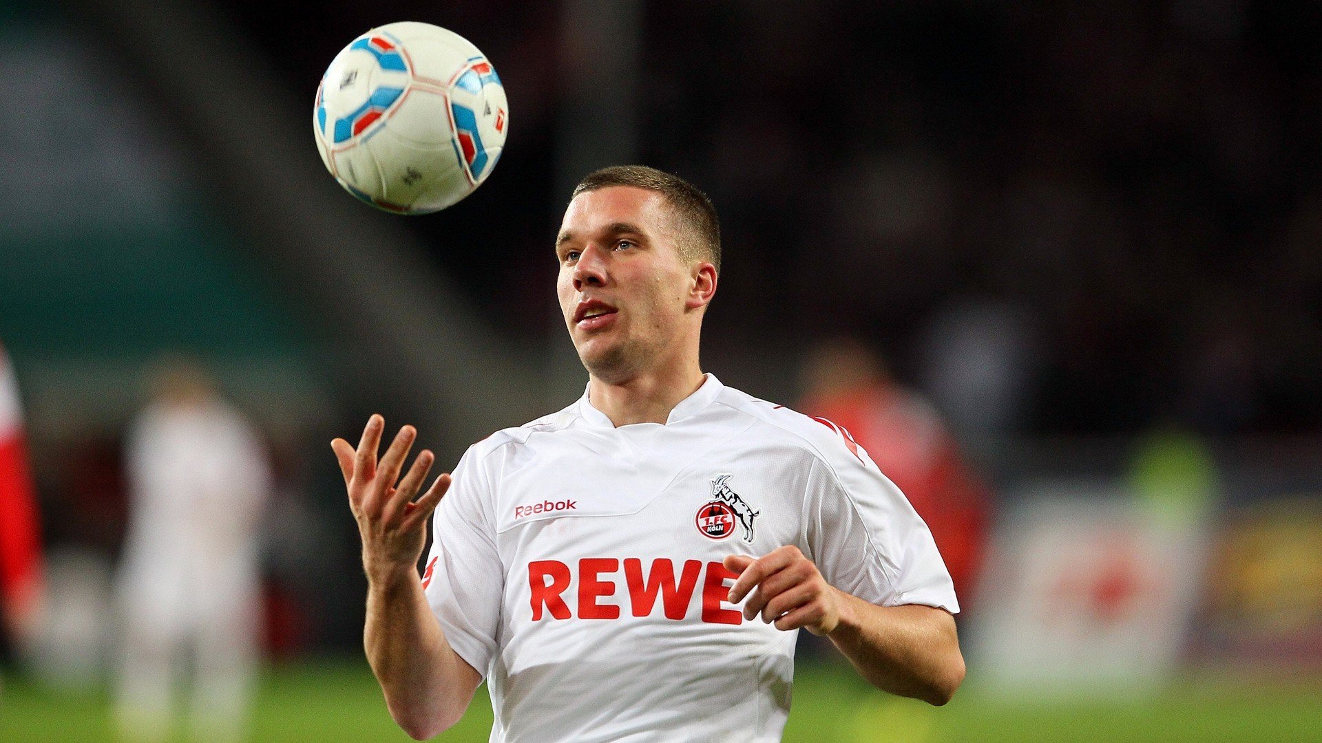 魔术关键战突围步行者，拉梅洛在德甲争冠战接管比赛，当篮球天才在异乡加冕